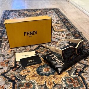 Fendi Black & Cream Oversized Square Sunglasses with Brown Trim